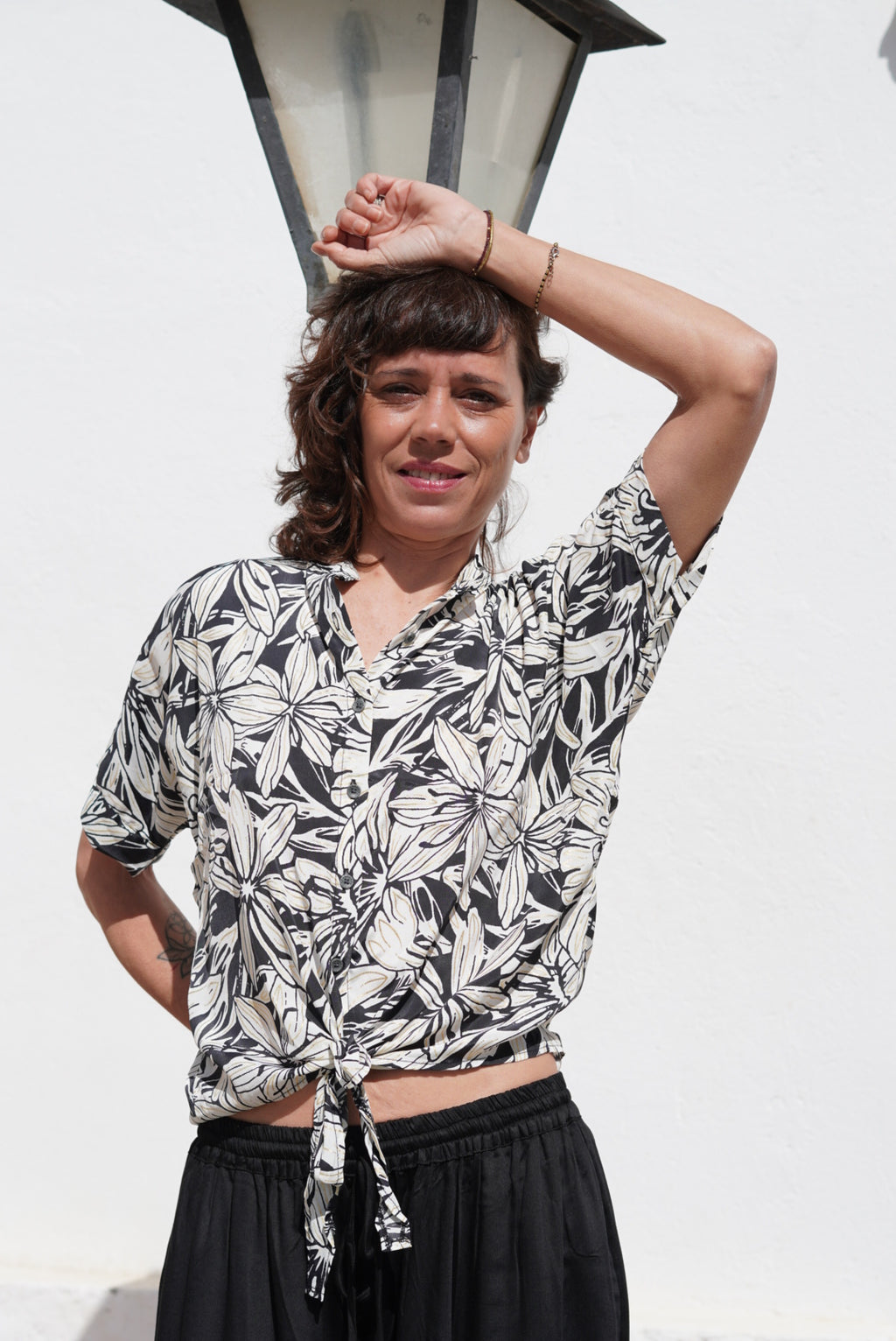 Camisa Mao Flor