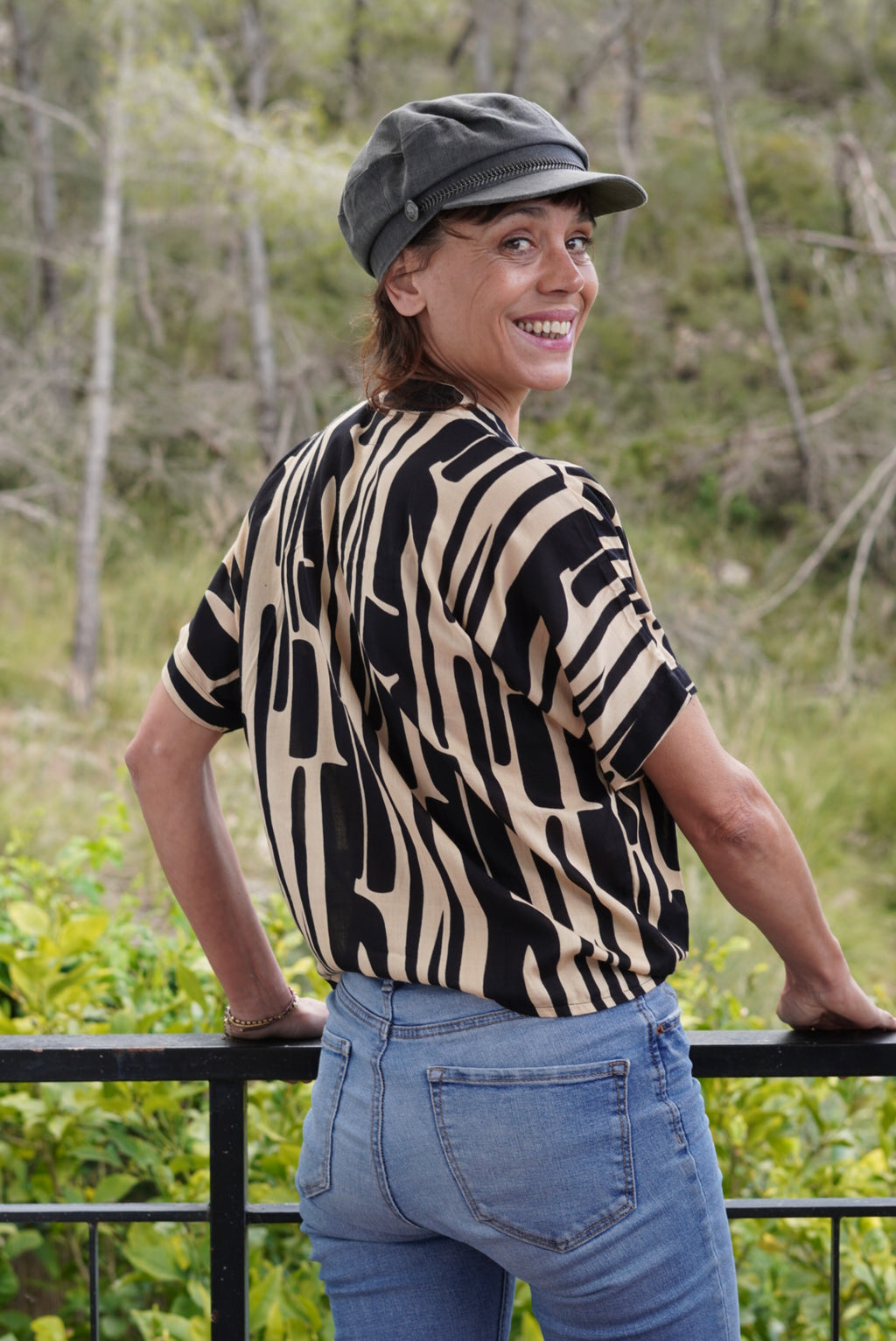 Camisa Mao Contemporanea