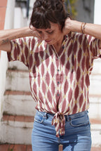 Camisa Mao Rose