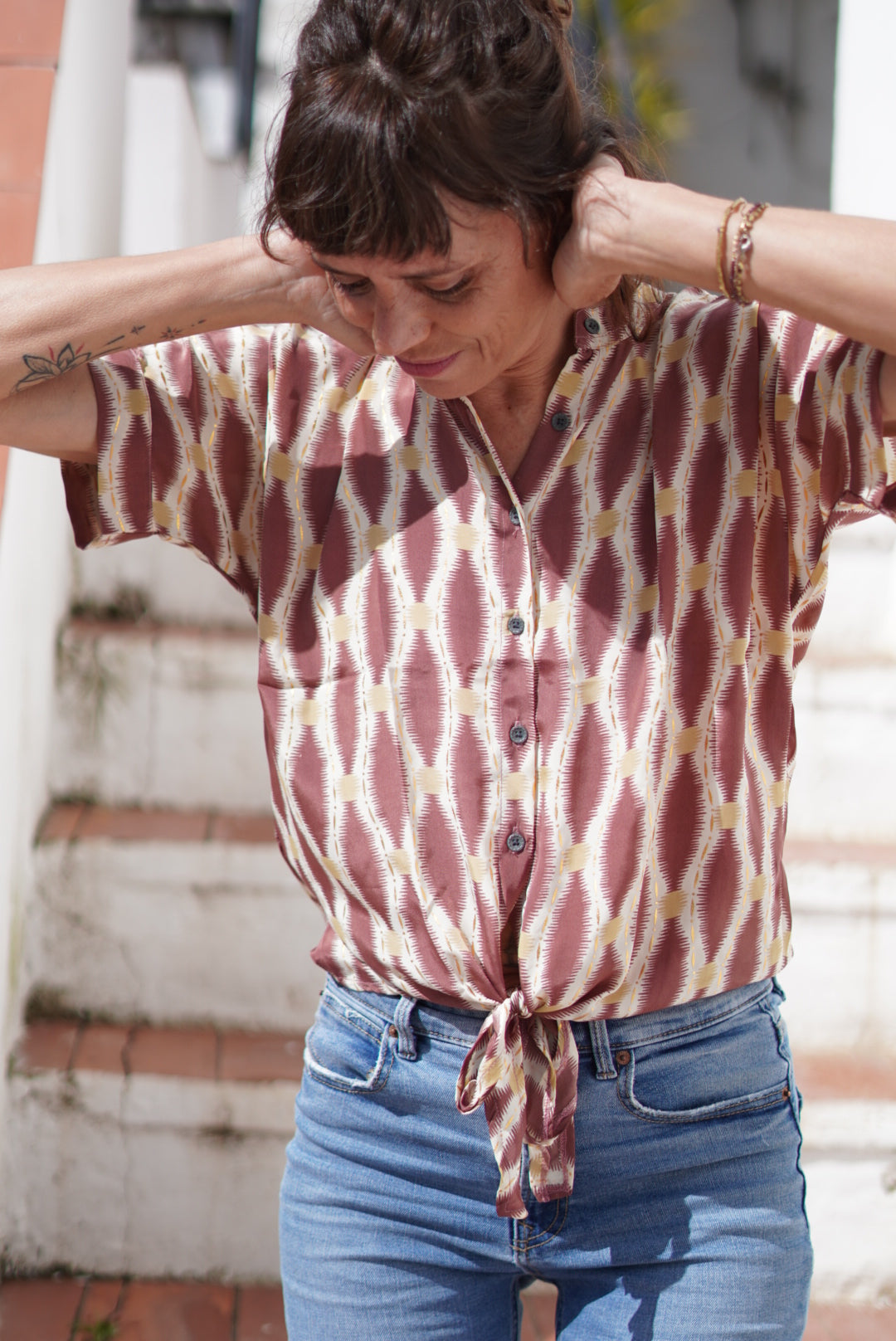 Camisa Mao Rose